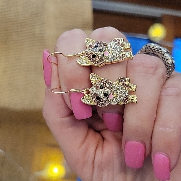 CORGI Shimmer Drop Earrings - Picture 3 of 7